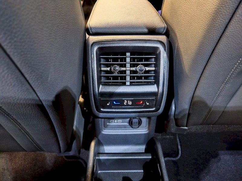 Škoda Kodiaq (2025) iV 1.5 TSI 150 kW DSG Exclusiv - fotka 28 z 35