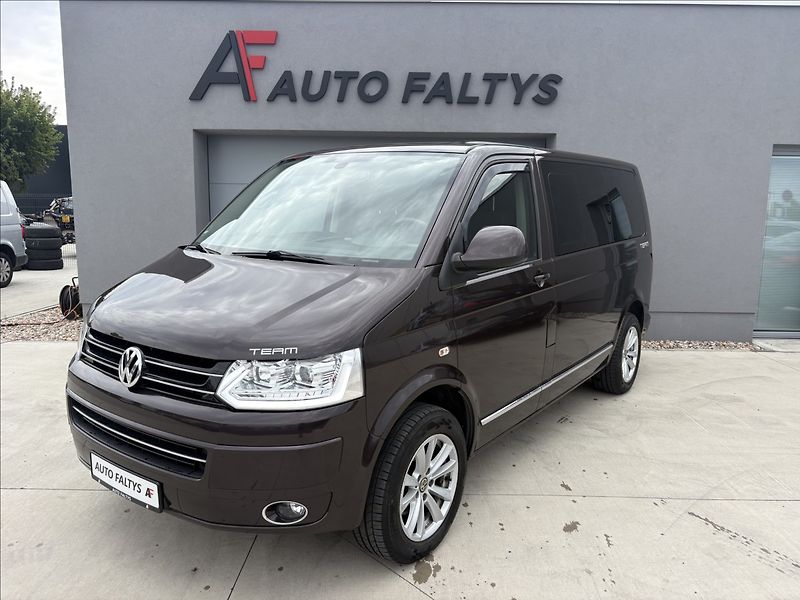 Volkswagen Multivan 2,0 103 kw servis TOP stav - fotka 3 z 28