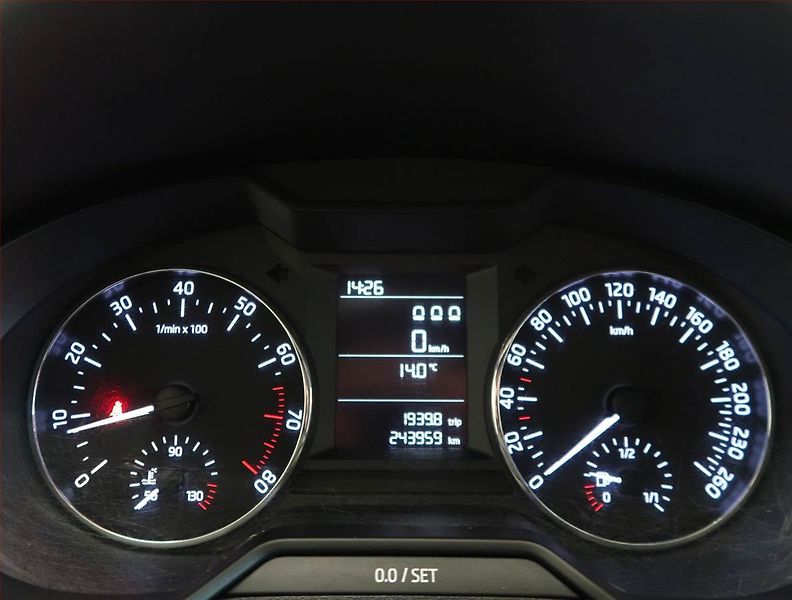 Škoda Octavia (2013) 1.2 TSI, Serv.kniha, Tempomat - fotka 11 z 13