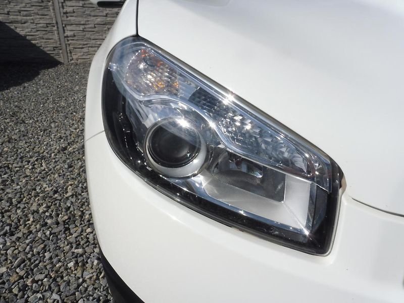Nissan Qashqai 1.5DCi 110PS NAVI STK TOP STAV - fotka 72 z 189