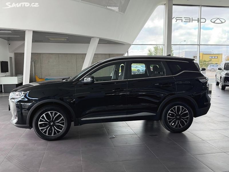 Chery Tiggo 7 (2025) ICE COMFORT 1,6 T 108 kW - fotka 3 z 19