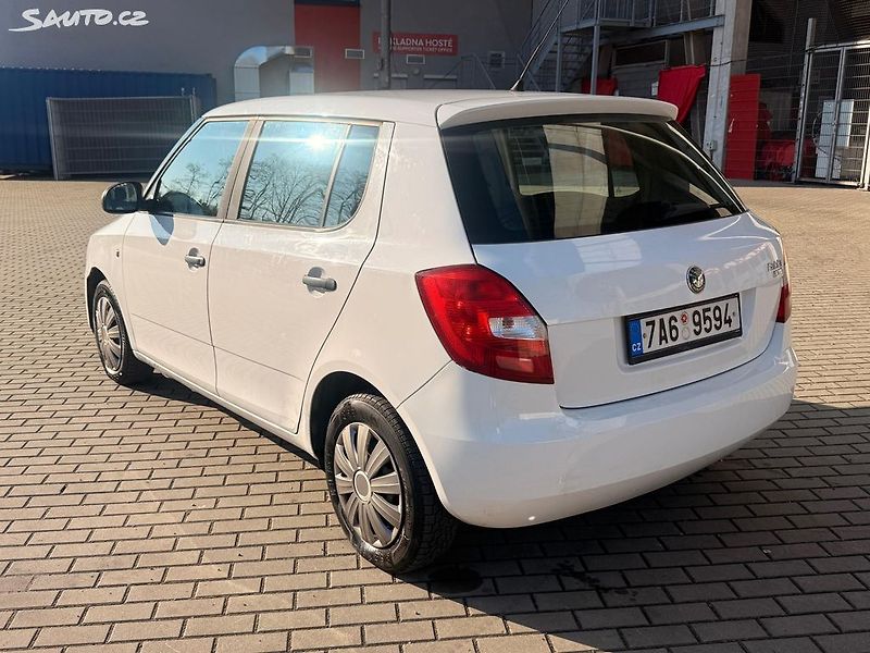 Škoda Fabia (2007) 1.4i 16v, 63kw Původ ČR - fotka 3 z 19
