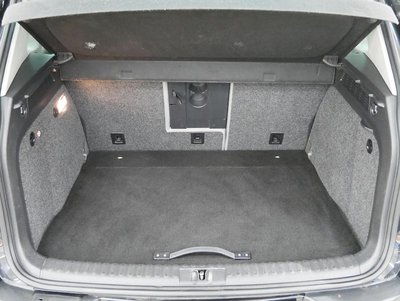 Volkswagen Tiguan - fotka 23 z 25