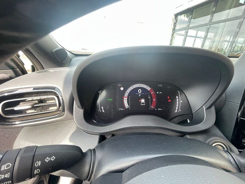 Toyota Yaris Cross 1.5 Hybrid 130k FWD Style - fotka 17 z 27