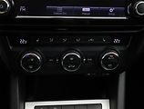 Škoda Octavia (2013) 2.0 TDI, Automat, Navi, Xenony - náhled 12