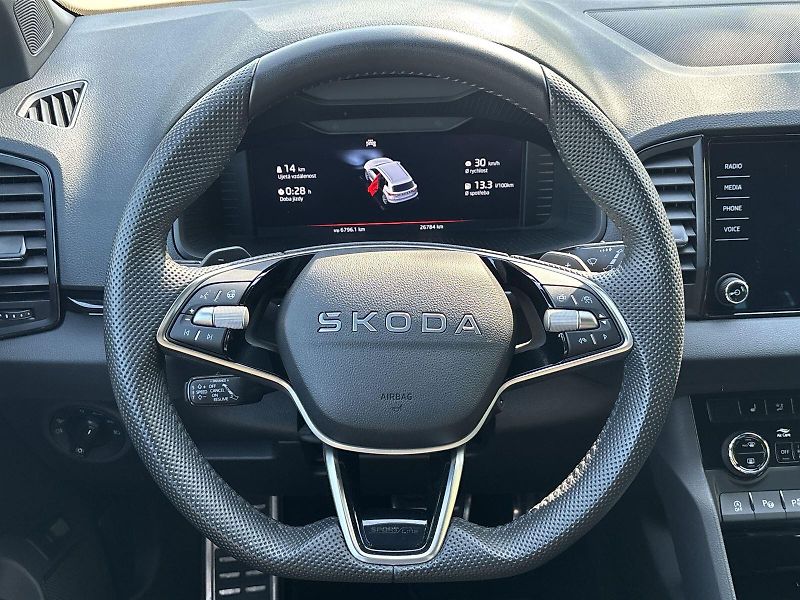 Škoda Karoq (2025) 2.0 TSI 4x4 DSG Sportline - fotka 19 z 33