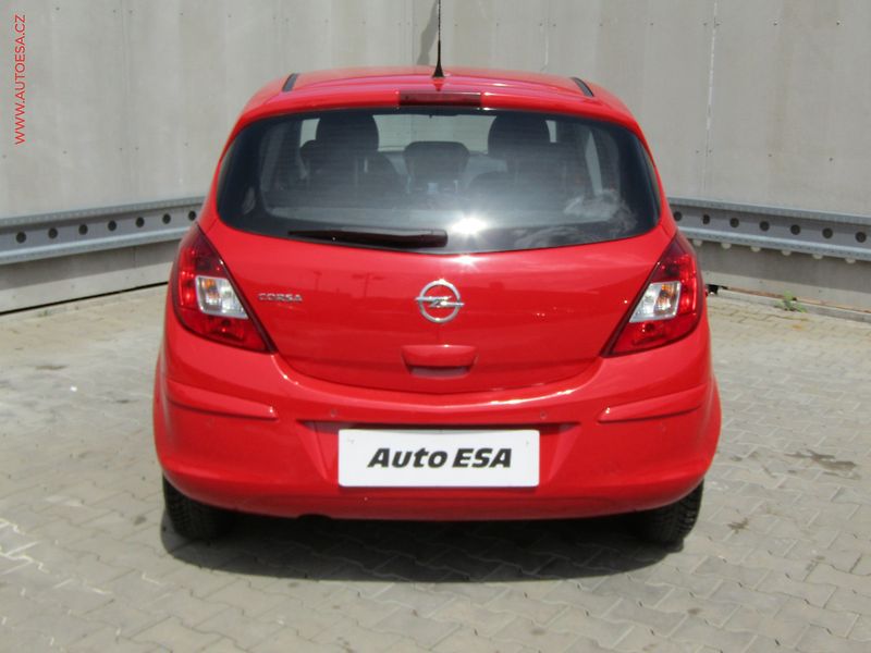 Opel Corsa (2014) 1.2i, ČR, AT, AC - fotka 5 z 16