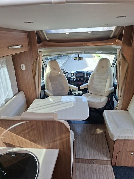 Carado Ostatní (2017) Carado T449 (Hymer) | 2.3 Powe - fotka 15 z 25