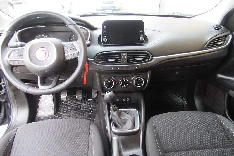 Fiat Tipo 1.6 JTDM  AUT. KLIMA  NAVIGACE - fotka 10 z 28
