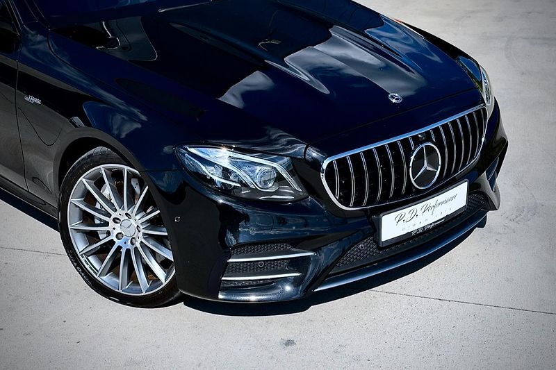 Mercedes-Benz Třídy E (2018) Mercedes-Benz E 53 AMG 4Matic+ - fotka 9 z 52