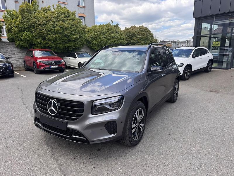 Mercedes-Benz GLB (2026) 200 d 4MATIC - fotka 3 z 24