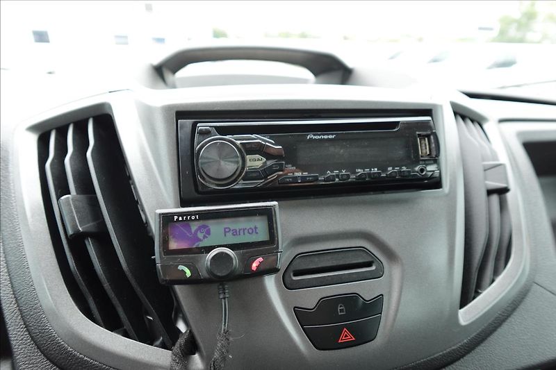 Ford Transit 2,0 TDCi  3S SKLÁPĚČ SERVISKA - fotka 33 z 35
