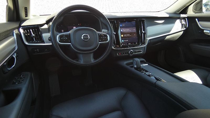 Volvo V90 B4 mHEV AWD aut. Momentum Pro - fotka 5 z 22