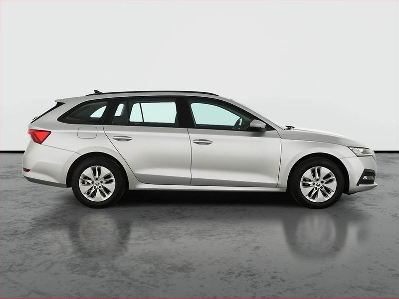 Škoda Octavia (2022) Ambition 2.0 TDI, ČR,1.maj - fotka 6 z 14