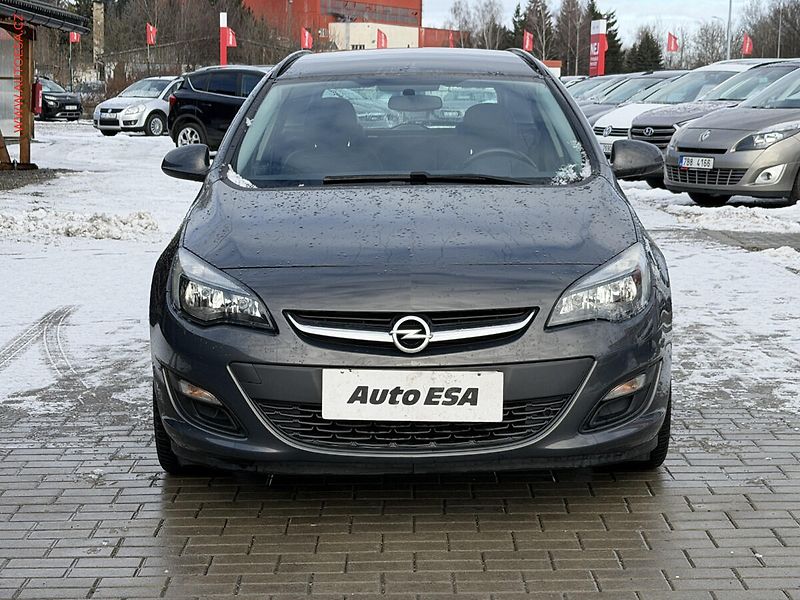 Opel Astra (2016) 1.6CDTi, AC, tempo - fotka 2 z 18