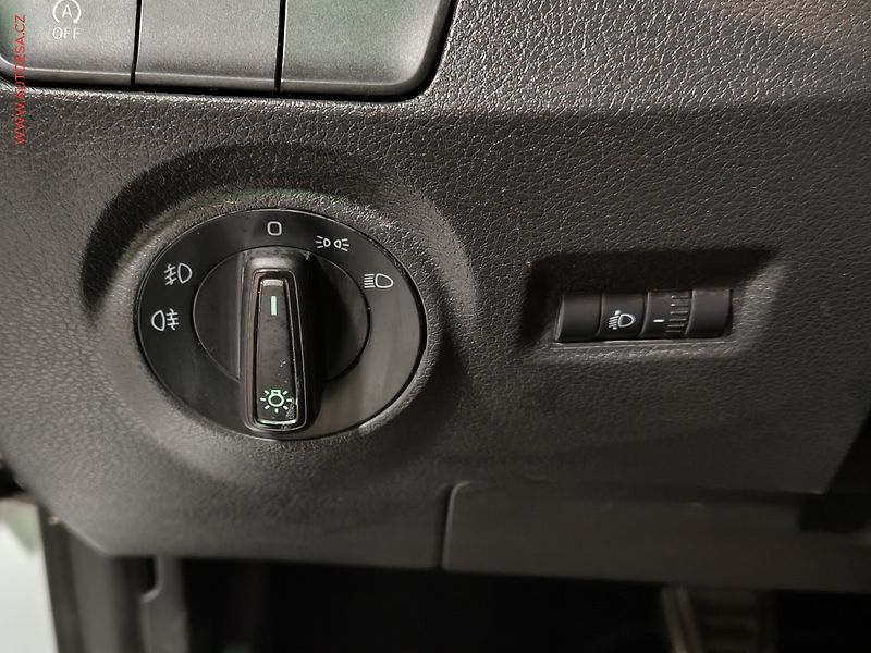 Škoda Fabia (2021) 1.0 TSi, Sport, navi, TZ - fotka 16 z 17