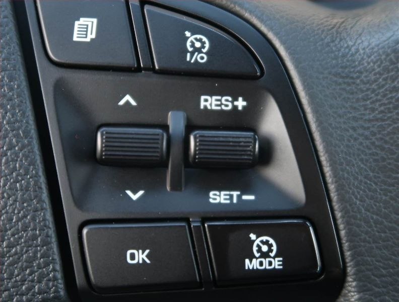 Hyundai Tucson (2016) Trikolor 1.7 CRDi, ČR,1.maj - fotka 22 z 23