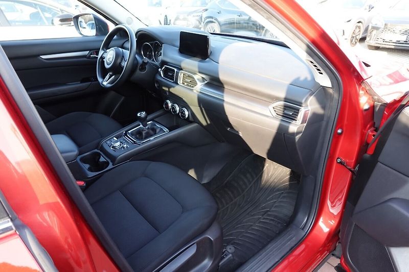 Mazda CX-5 ZLEVNĚNO 2,0i Skyactiv-G 121kW - fotka 11 z 26
