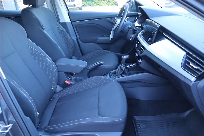 Škoda Scala (2023) Selection 1.5 TSI - fotka 9 z 25