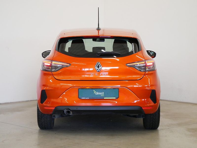 Renault Clio - fotka 6 z 28