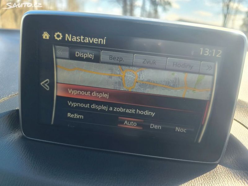 Mazda 3 2,0i,KRÁSNÁ,70KM,SERVISKA,1MAJ - fotka 12 z 25