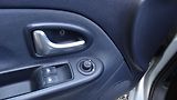 Renault Clio Clio 1.2 i 16V climatizace - náhled 6