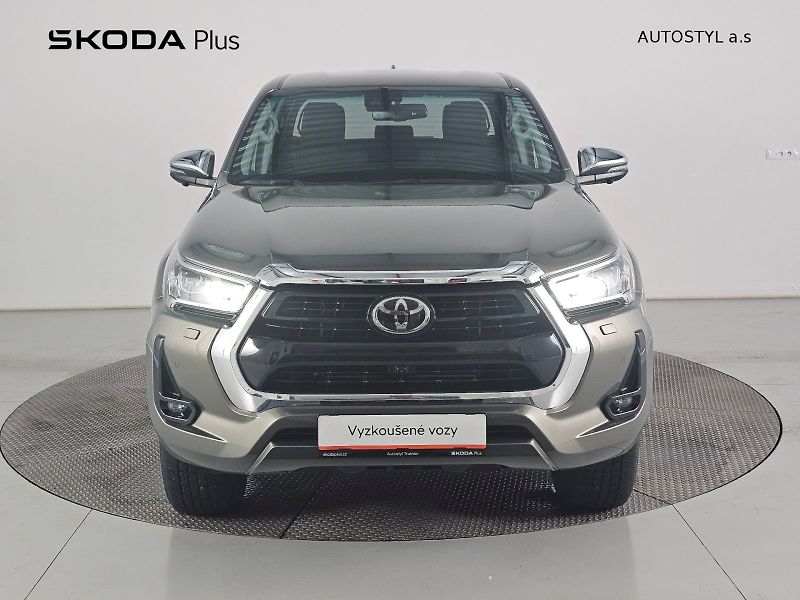 Toyota Hilux (2025) 2.8 D-4D 204k 6AT EXECUTIVE TA - fotka 4 z 33