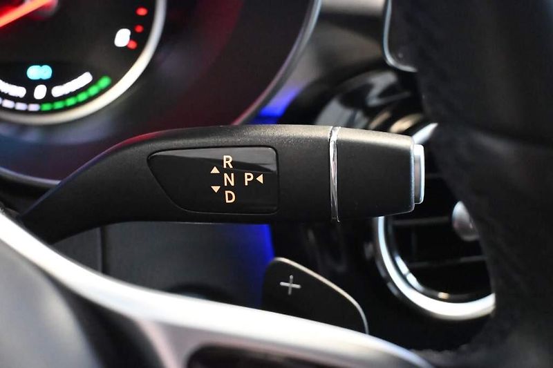 Mercedes-Benz Třídy C (2020) 2.0 300 DE T 9G-TRONIC LED 360 - fotka 15 z 47