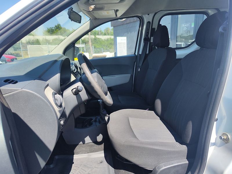 Dacia Dokker 1.6 MPI/75kW Tažné - fotka 13 z 22