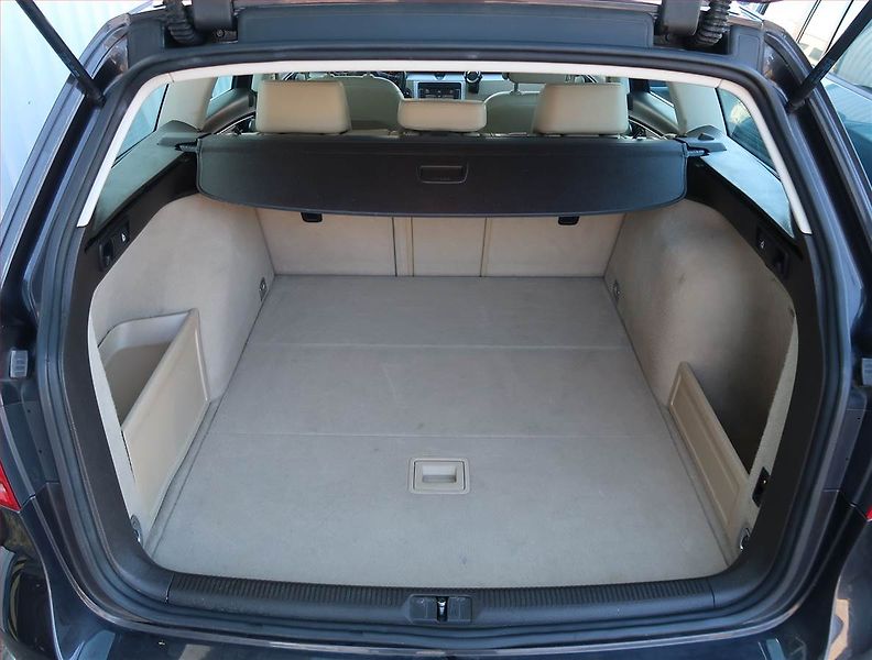 Volkswagen Passat (2011) Highline 2.0 TDI, 4X4 - fotka 14 z 24