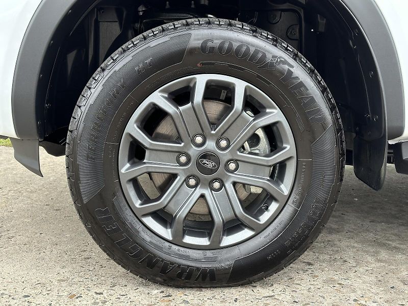 Ford Ranger 2.0EB 4x4 AT Bi-Turbo Wildtrak - fotka 10 z 44