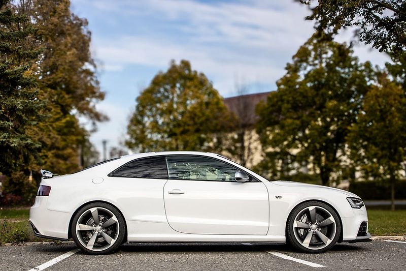 Audi RS 5 - fotka 4 z 33