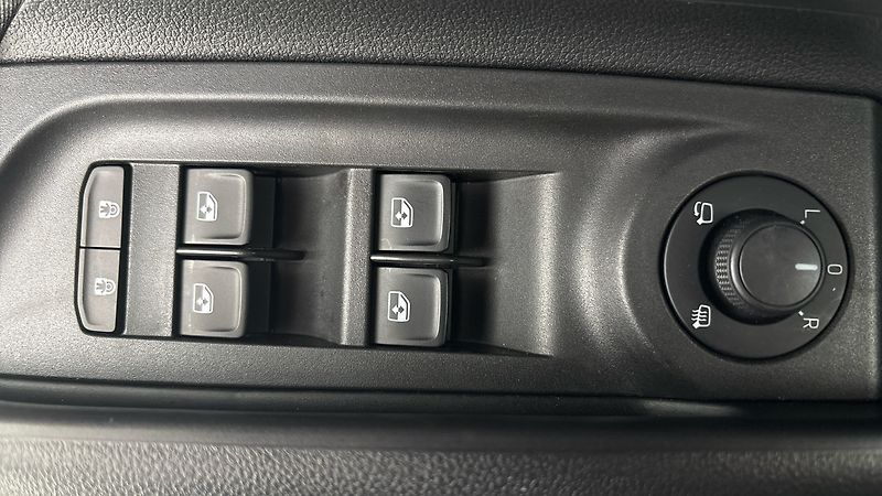 Škoda Enyaq 82 kWh AUT 80x Clever - fotka 23 z 32