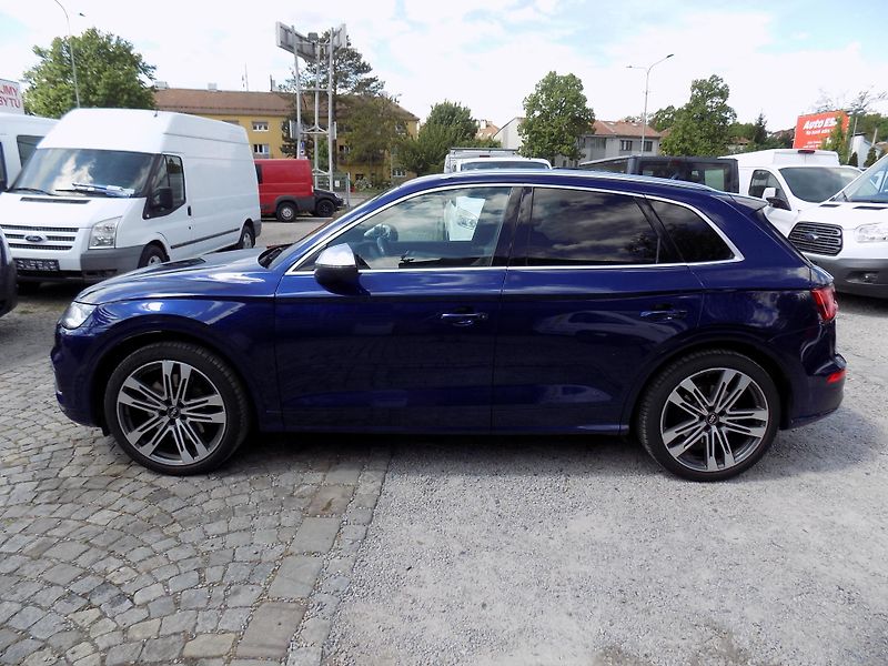 Audi SQ5 3,0 255 KW B&O, SLINE, TOP!!!! - fotka 16 z 44