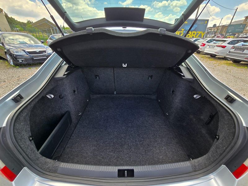 Škoda Octavia (2014) 1.6 TDi 77KW DSG Ambition - fotka 17 z 23