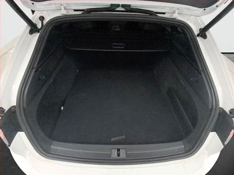 Volkswagen Arteon (2021) R-line 2.0 TDI - fotka 14 z 23