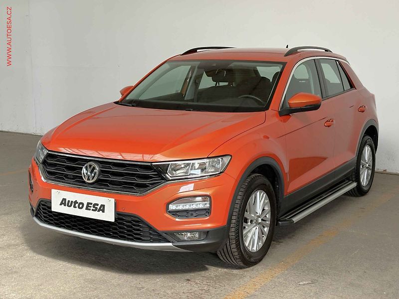 Volkswagen T-Roc (2020) 1.5TSI, 1.maj,ČR, AC, navi - fotka 3 z 16