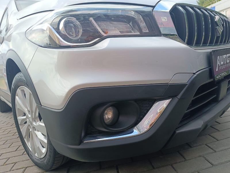 Suzuki SX4 S-Cross 1.4/103kW, COMFORT - fotka 11 z 37