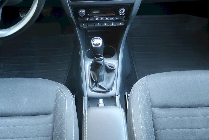 Škoda Rapid (2019) Style Plus 1.0 TSI 81 kW - fotka 23 z 25