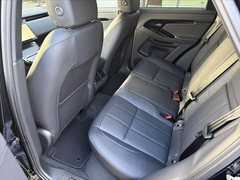 Land Rover Range Rover Evoque (2025) 2,0 S D165 - fotka 23 z 28
