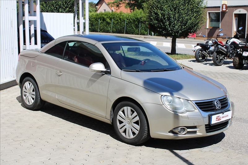 Volkswagen EOS 2,0 TFSi 110 kW kůže, xenony - fotka 6 z 13