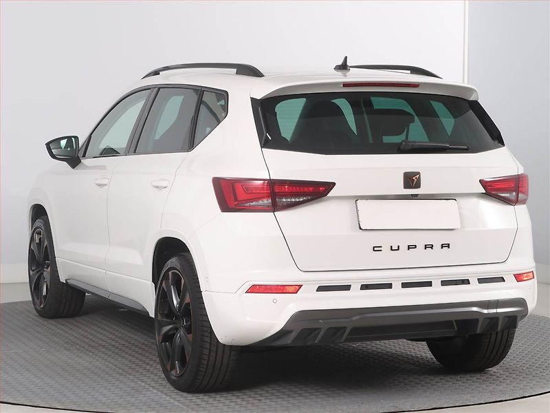 Cupra Ateca (2024) 2.0 TSI - fotka 4 z 19