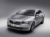 Škoda Superb.