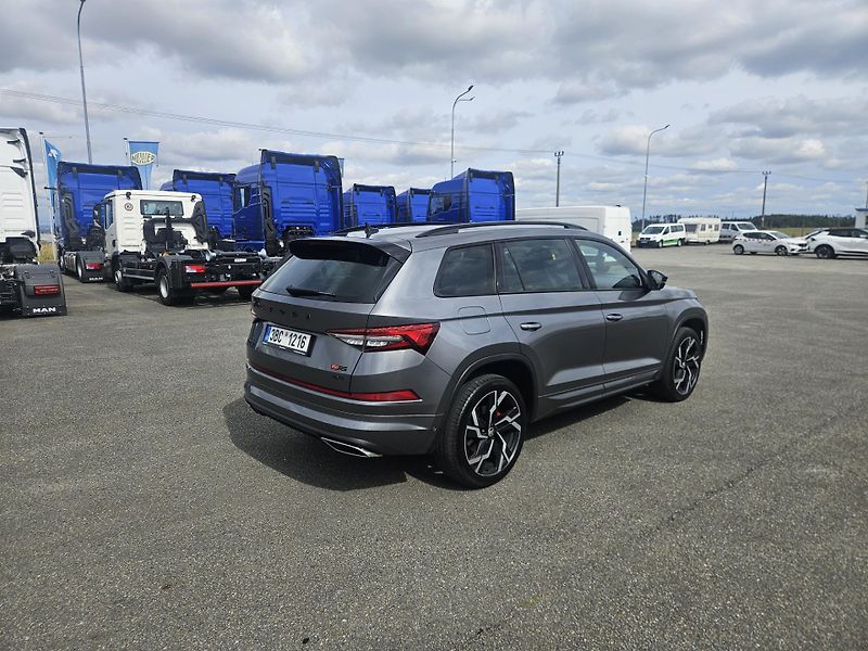 Škoda Kodiaq 2,0 TSI RS 180kW 4x4 7 míst  - fotka 3 z 25