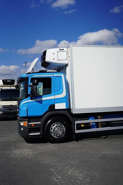 Scania (2009) R 380 / E 5 / CHŁODNIA + WINDA - fotka 17 z 44