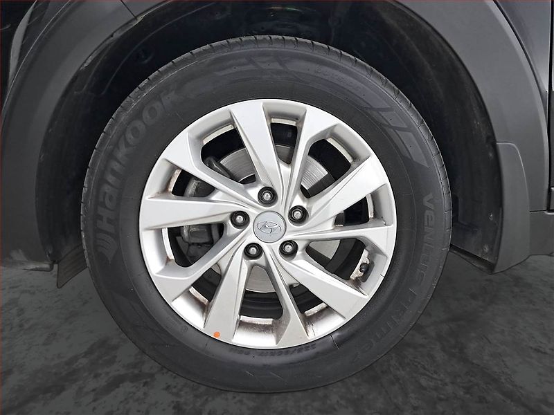 Hyundai Tucson (2019) 1.6 CRDi, Navi, Tempomat - fotka 15 z 28