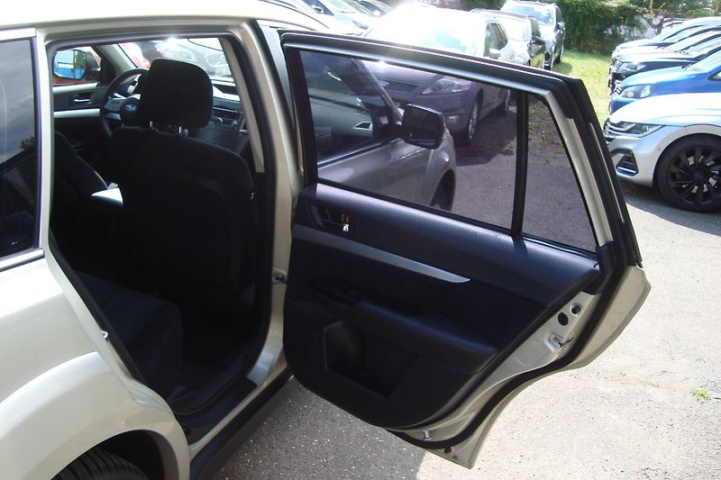 Subaru Outback (2011) 2.0 D,AWD,ČR, 2.Maj.Servis.Kn. - fotka 42 z 76