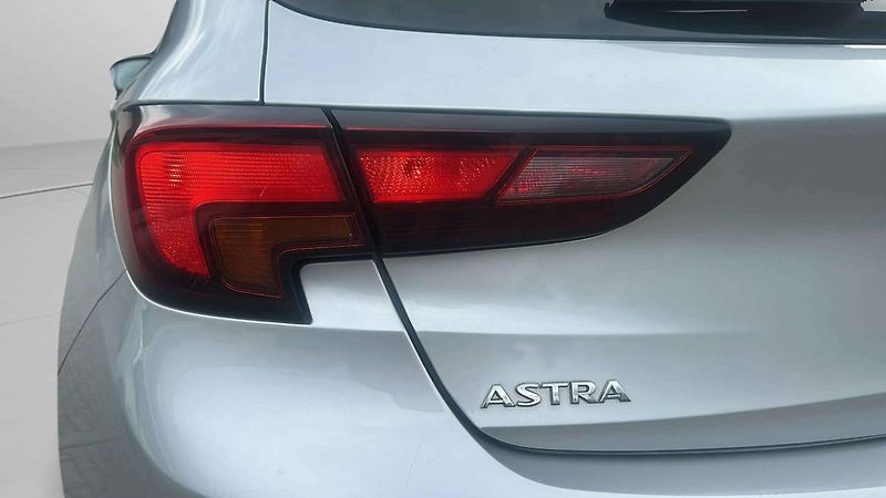 Opel Astra K 5DR Enjoy B16DTE 81kW MT6/00 - fotka 21 z 22