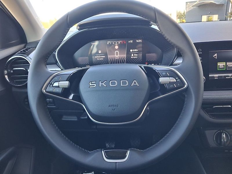 Škoda Fabia Classic 1,0TSI 70kW - fotka 10 z 11