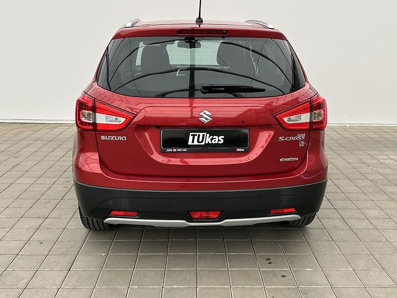 Suzuki SX4 S-Cross 1.4  4x4 Cross - fotka 4 z 51